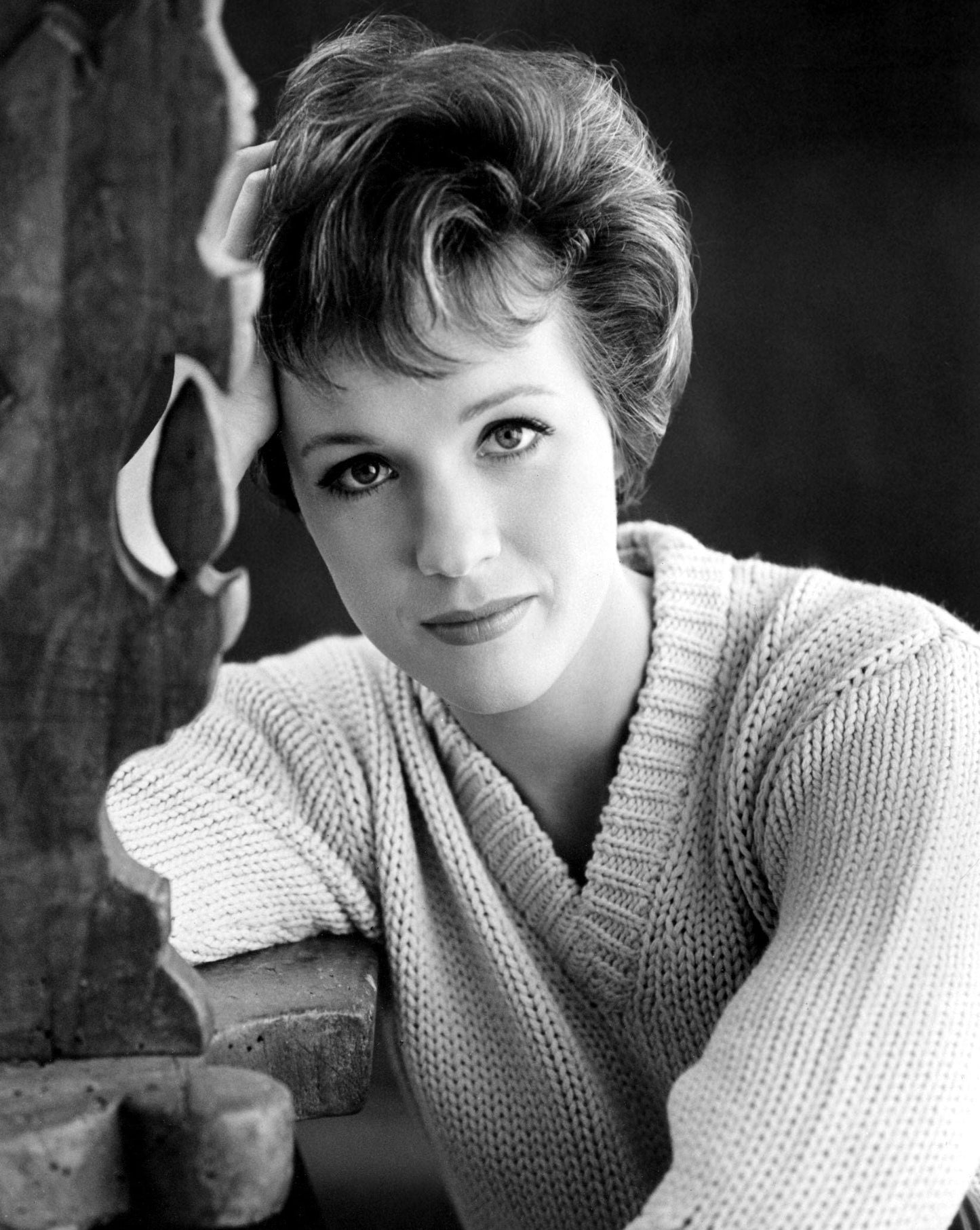 Julie Andrews -- 8.5" x 11" Deluxe Art Print || Gorgeous Reflective Shot of Lady Andrews!