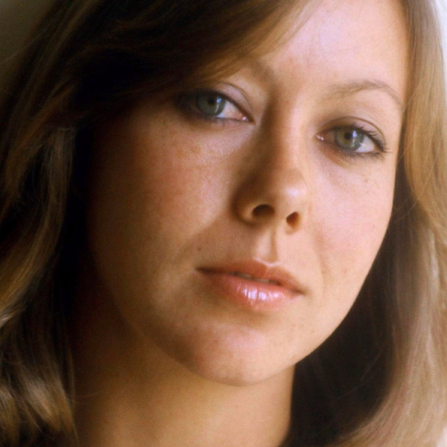 Jenny Agutter -- 11" x 17" Deluxe Poster Art Print || Lovely Young Jenny Agutter from 'Walkabout' and 'Logan's Run'!