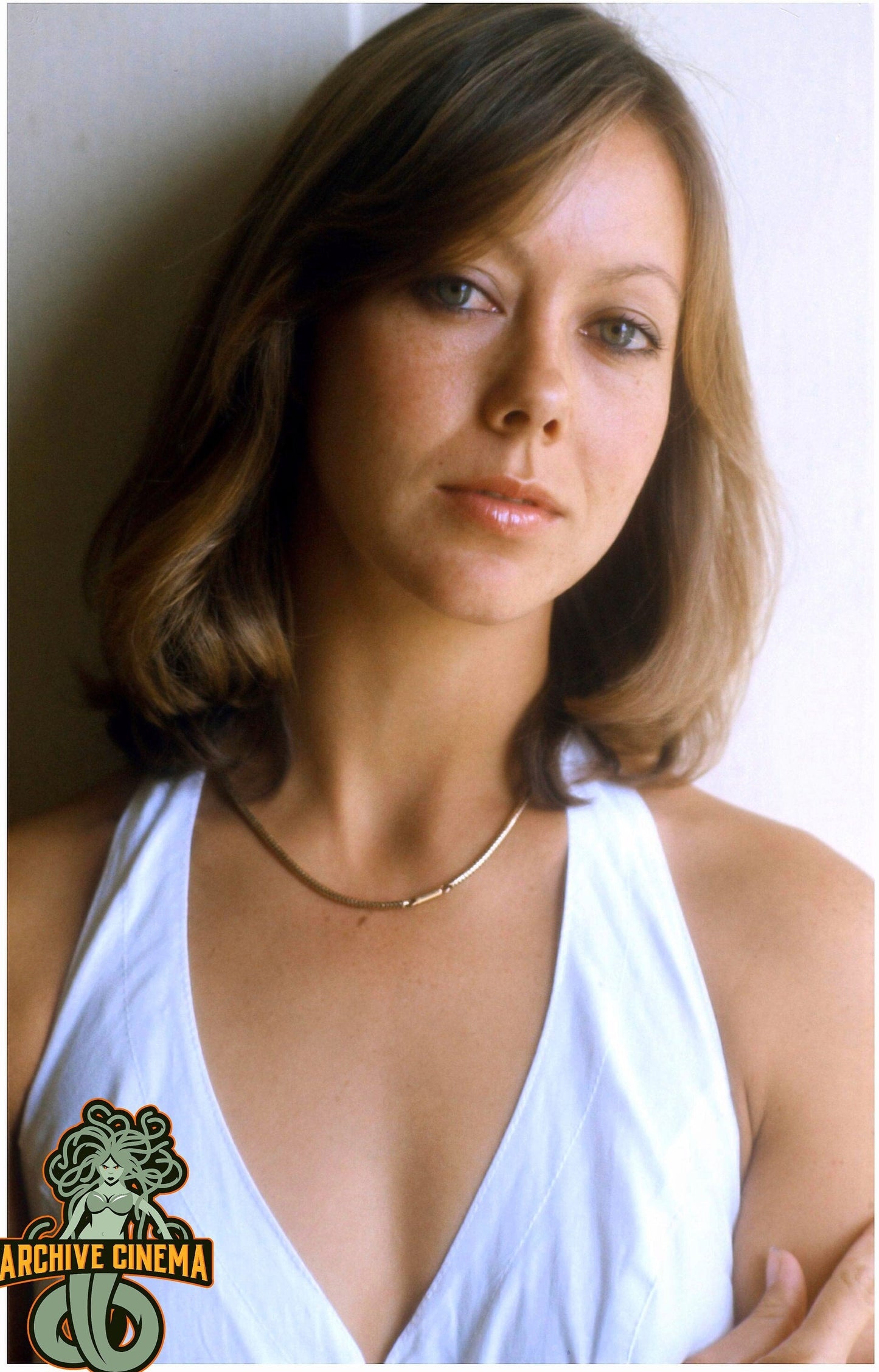 Jenny Agutter -- 11" x 17" Deluxe Poster Art Print || Lovely Young Jenny Agutter from 'Walkabout' and 'Logan's Run'!