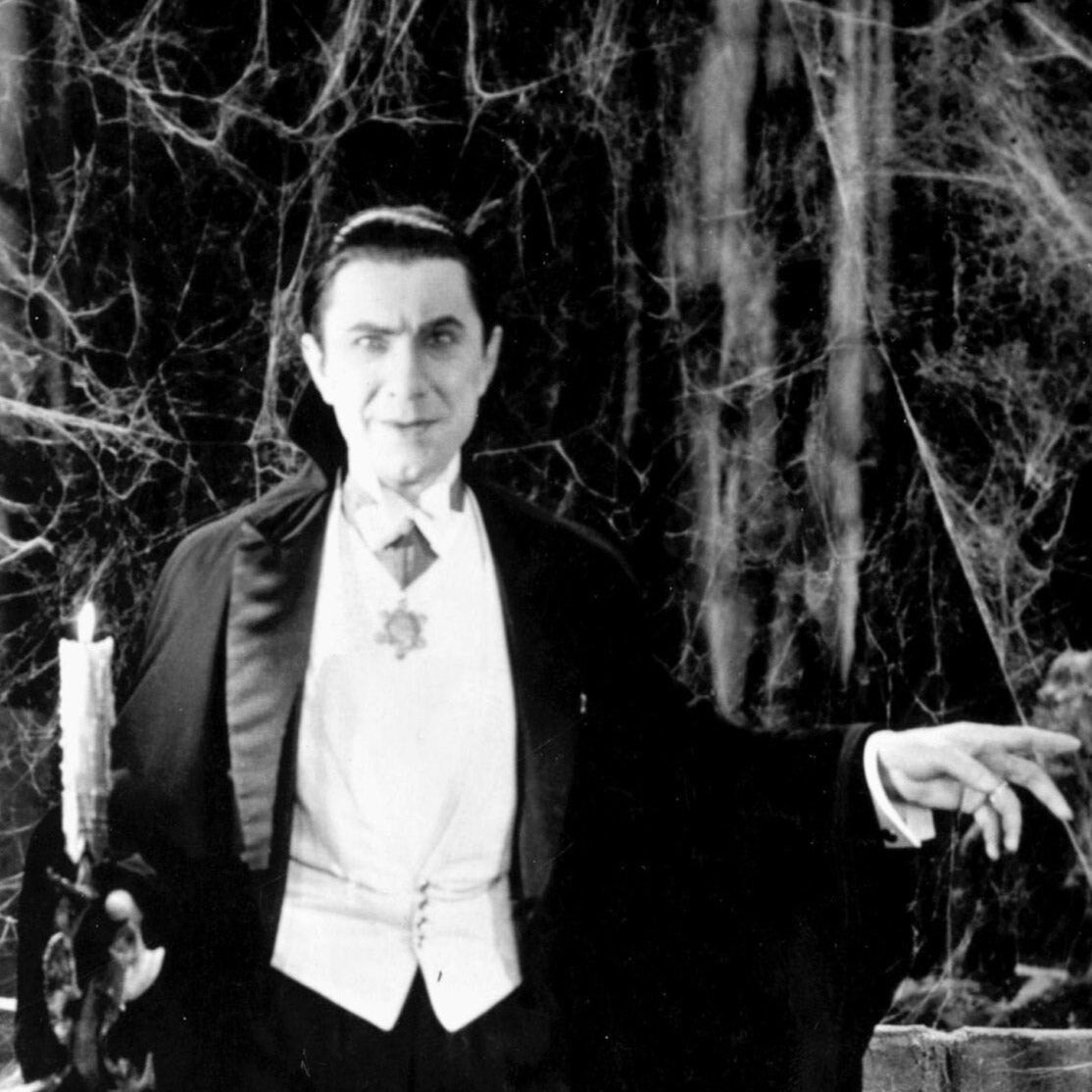 Dracula -- 11" x 17" Deluxe Poster Art Print || Lugosi as the Count in his Castle!