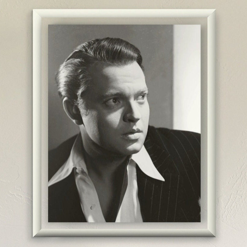 Orson Welles -- 8.5" x 11" Deluxe Art Print || Moody Boy Genius At Work!