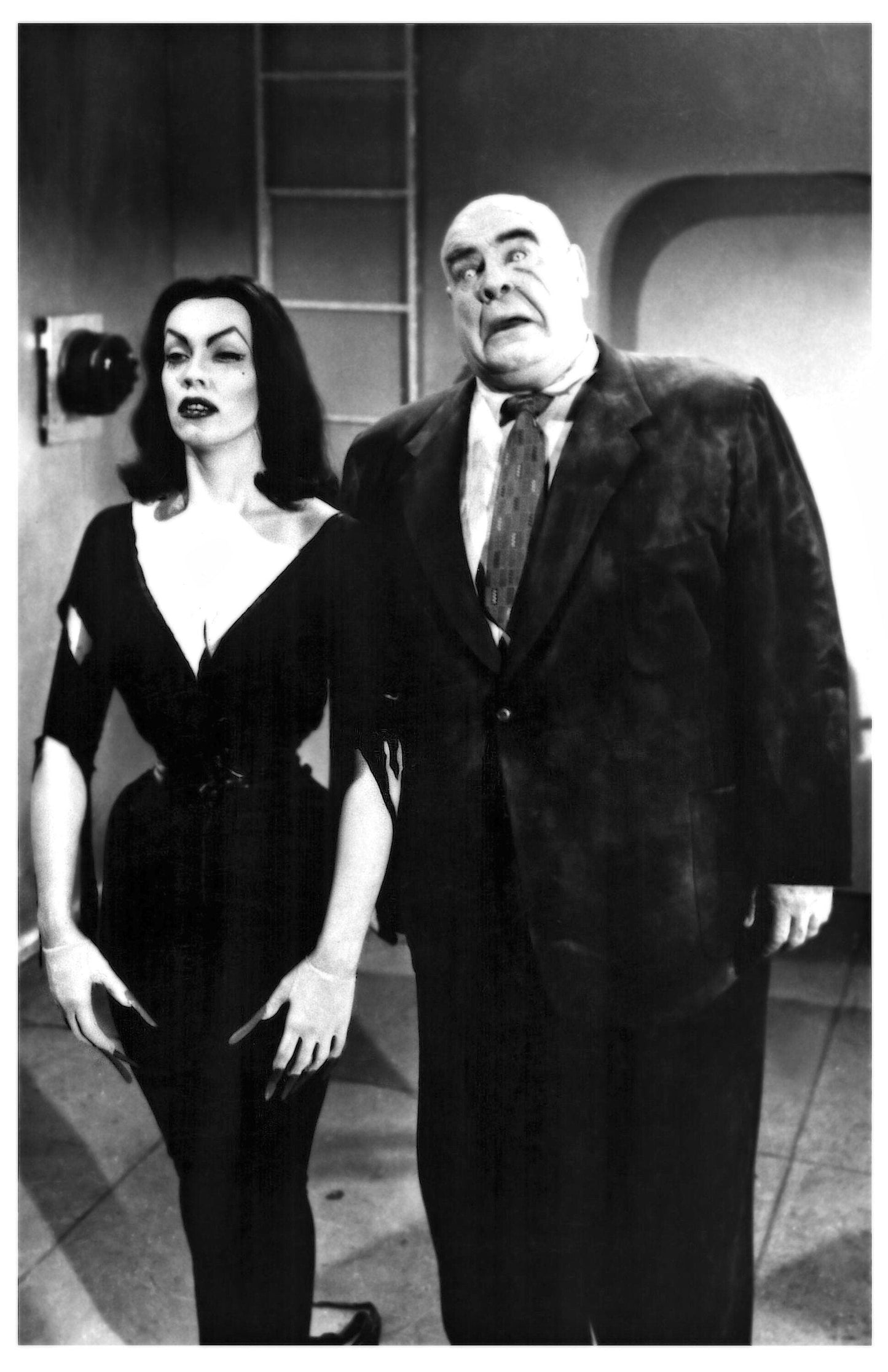 Plan 9 from Outer Space -- 11" x 17" Deluxe Poster Art Print || Ed Wood Minorpiece!