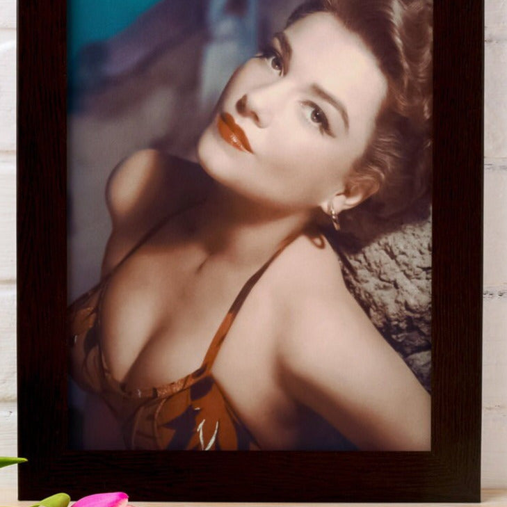 Anne Baxter -- 8.5" x 11" Deluxe Art Print || Sexy Screen Siren!