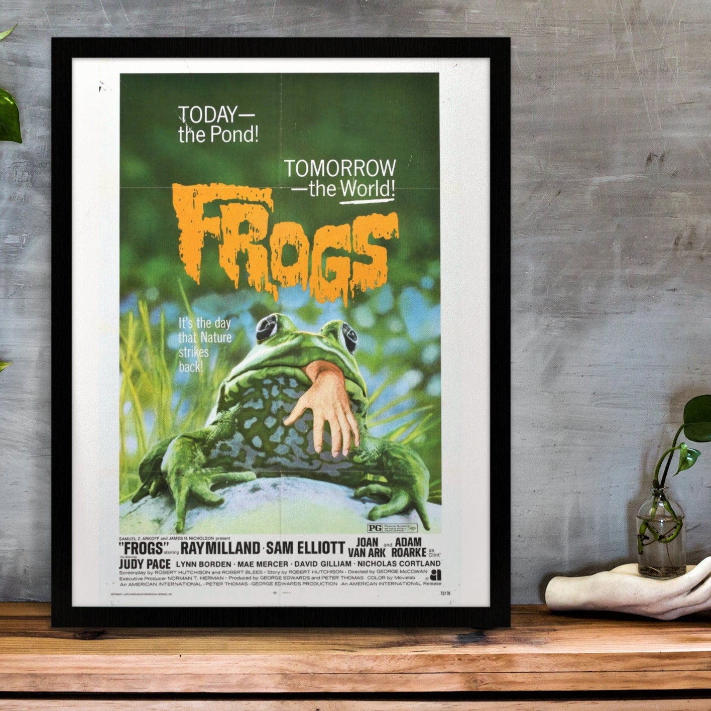 Frogs -- Deluxe 11" x 17" Poster Art Print || Ray Milland vs Diabolical Frogs!